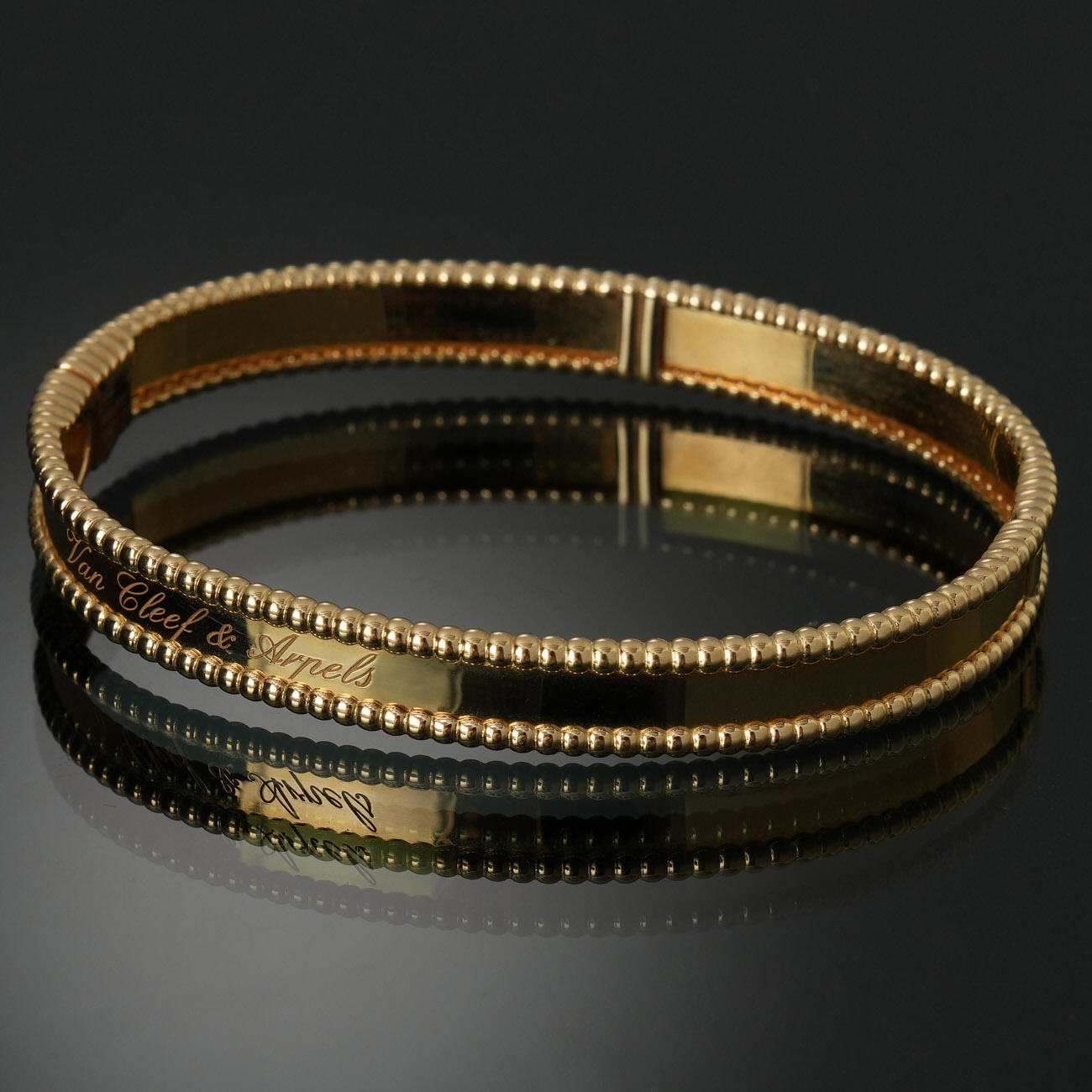 Van Cleef & Arpels(USED)반클리프앤아펠 뻬를리 브레이슬릿 #L